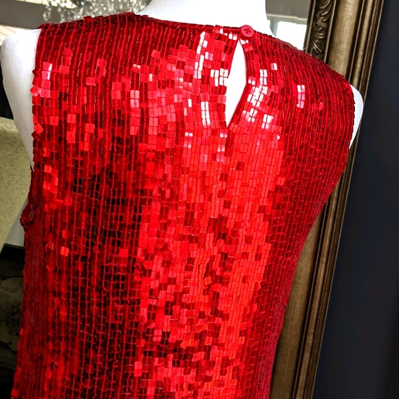 GORGEOUS RED SEQUIN PARTY TOP - Picture 8 of 9